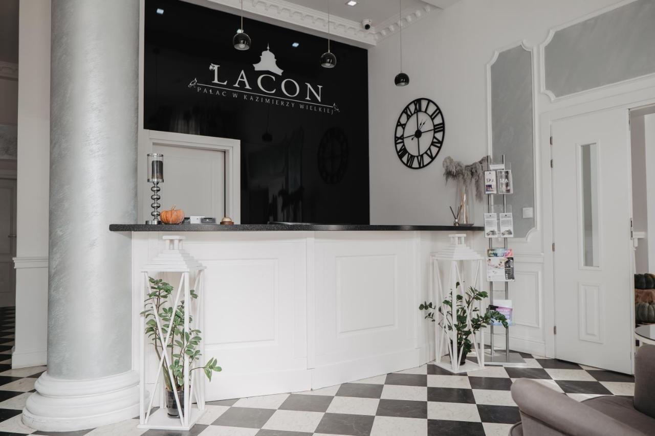 Palac Lacon Kazimierza Wielka Экстерьер фото